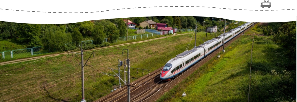 サプサン号は最高速度200キロでモスクワとペテルブルク間を運航する特急列車